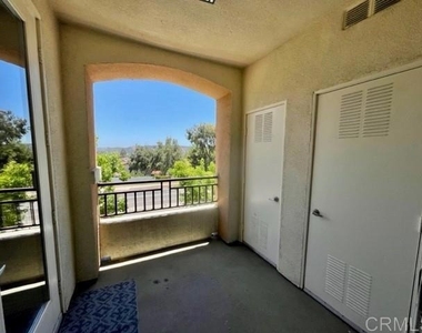 12372 Carmel Country Road - Photo Thumbnail 1