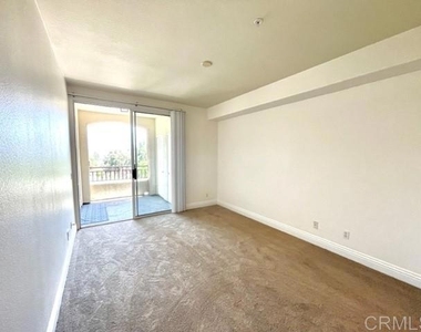 12372 Carmel Country Road - Photo Thumbnail 13