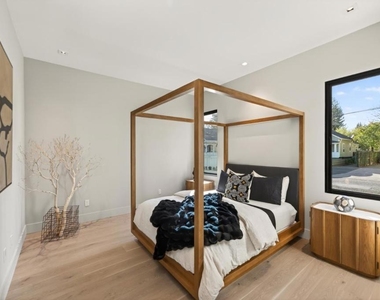 585 Riverside Drive - Photo Thumbnail 6
