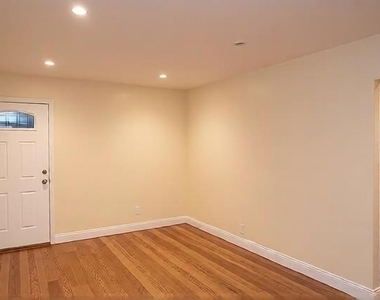 1609 Bonita Avenue - Photo Thumbnail 3