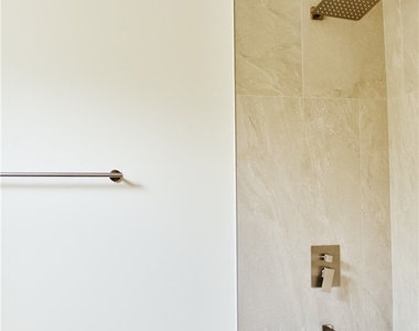 3743 Locke Avenue - Photo Thumbnail 13