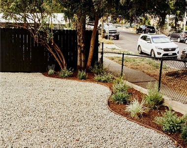 3743 Locke Avenue - Photo Thumbnail 2