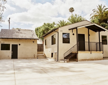 3741 Locke Avenue - Photo Thumbnail 12