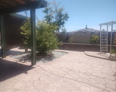 26205 Emily Place - Photo Thumbnail 36