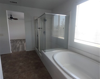 26205 Emily Place - Photo Thumbnail 28