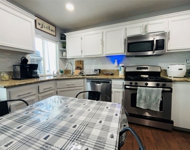 15425 Brasa - Photo Thumbnail 8