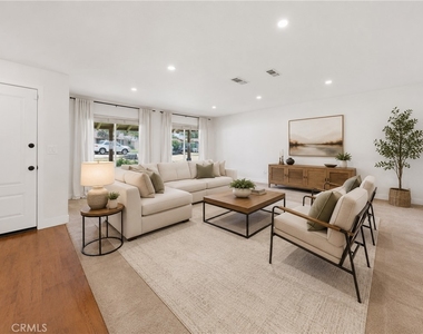 151 E Hilton Ave - Photo Thumbnail 13