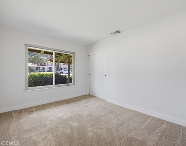 151 E Hilton Ave - Photo Thumbnail 23