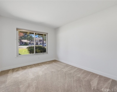 151 E Hilton Ave - Photo Thumbnail 24