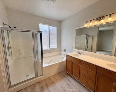 15068 Knollwood Street - Photo Thumbnail 9