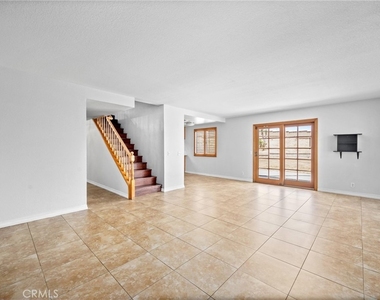 10703 Valley Drive - Photo Thumbnail 18