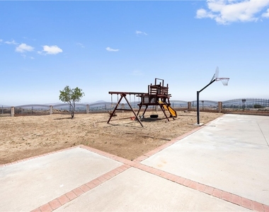 10703 Valley Drive - Photo Thumbnail 28