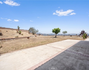 10703 Valley Drive - Photo Thumbnail 30
