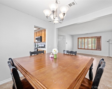 10703 Valley Drive - Photo Thumbnail 10