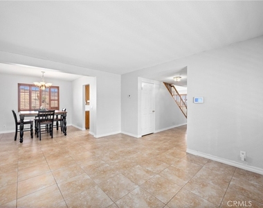 10703 Valley Drive - Photo Thumbnail 8