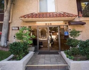 310 N Jackson Street - Photo Thumbnail 1