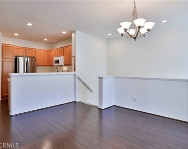 6934 Castor Street - Photo Thumbnail 10