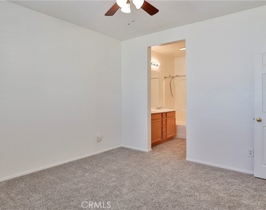 6934 Castor Street - Photo Thumbnail 22