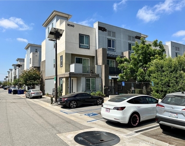 9046 Garvey - Photo Thumbnail 30