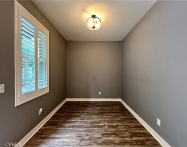 9046 Garvey - Photo Thumbnail 2