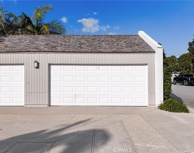 16435 Harbour Lane - Photo Thumbnail 33