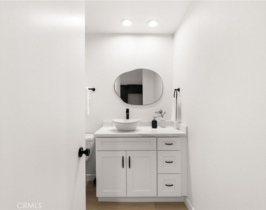 16435 Harbour Lane - Photo Thumbnail 13