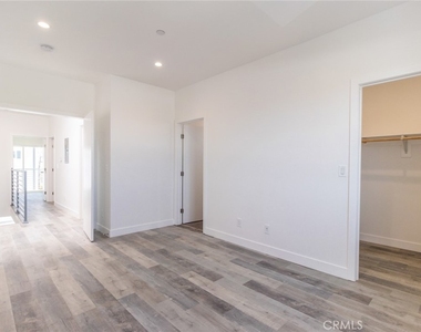 5144 Riverton - Photo Thumbnail 16