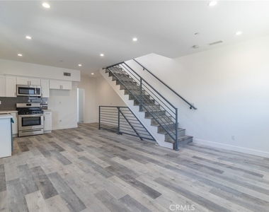 5144 Riverton - Photo Thumbnail 5