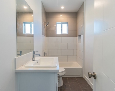 5144 Riverton - Photo Thumbnail 9