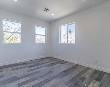 5144 Riverton - Photo Thumbnail 11