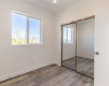 5144 Riverton - Photo Thumbnail 19