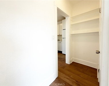 2629 1/2 Granada Street - Photo Thumbnail 4