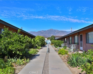 809 Fairview Avenue - Photo Thumbnail 12