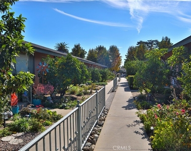 809 Fairview Avenue - Photo Thumbnail 13
