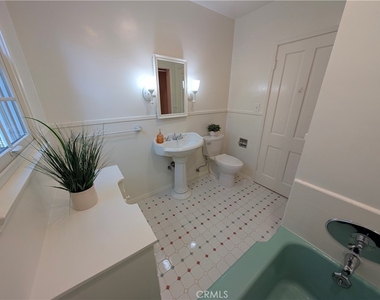 582 N Sunnyslope - Photo Thumbnail 34