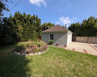 582 N Sunnyslope - Photo Thumbnail 65