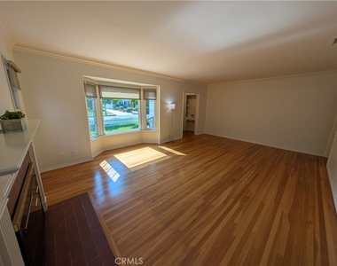 582 N Sunnyslope - Photo Thumbnail 9