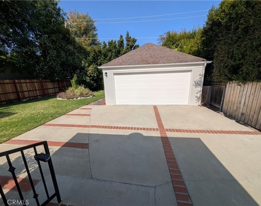 582 N Sunnyslope - Photo Thumbnail 67