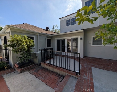 582 N Sunnyslope - Photo Thumbnail 61