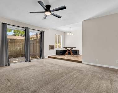 2562 Walnut Blvd. - Photo Thumbnail 14