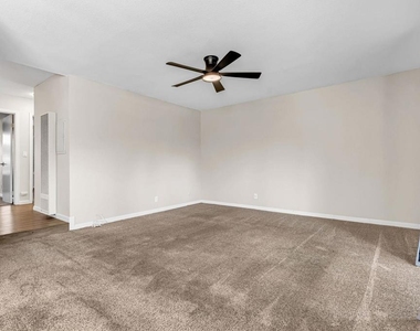 2562 Walnut Blvd. - Photo Thumbnail 12