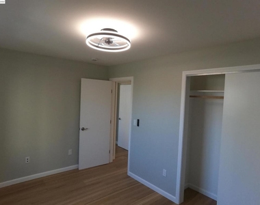 720 Foothill Blvd - Photo Thumbnail 19