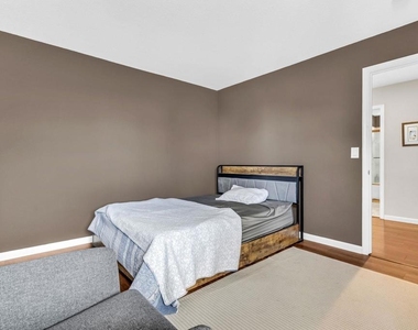 2451 Cherry Hills Drive - Photo Thumbnail 26