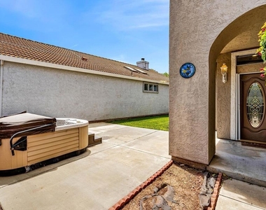 2451 Cherry Hills Drive - Photo Thumbnail 4