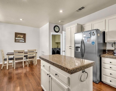 2451 Cherry Hills Drive - Photo Thumbnail 16