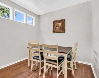 2451 Cherry Hills Drive - Photo Thumbnail 12