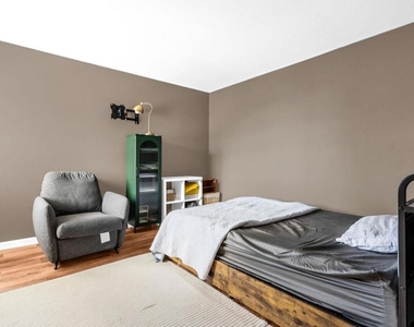 2451 Cherry Hills Drive - Photo Thumbnail 25