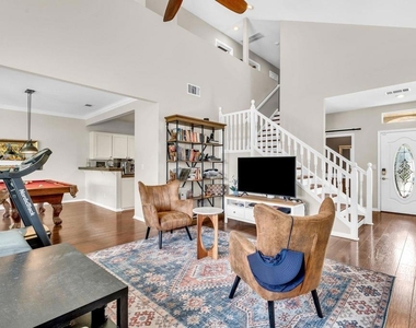 2451 Cherry Hills Drive - Photo Thumbnail 8