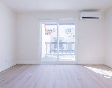 2757 Andreo Avenue - Photo Thumbnail 11