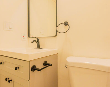 2757 Andreo Avenue - Photo Thumbnail 6
